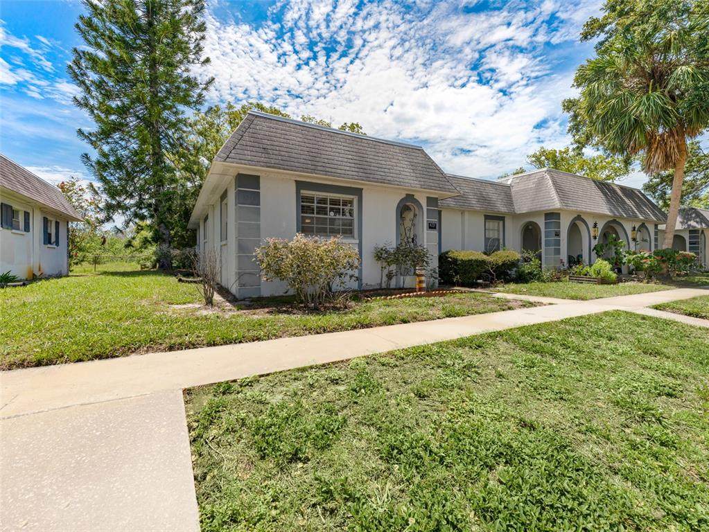 4237 Redcliff Place - Photo 1