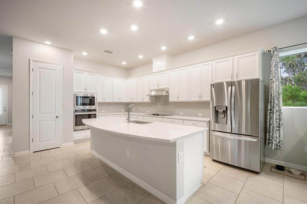 5640 Trevesta Place - Photo 1