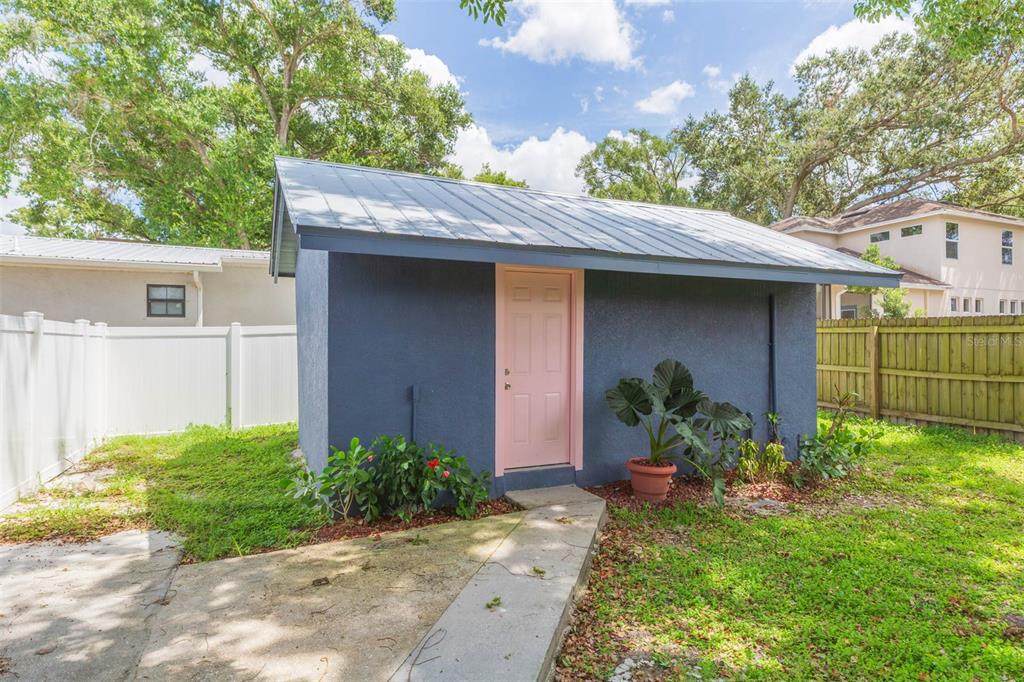 118 Sligh Avenue - Photo 1