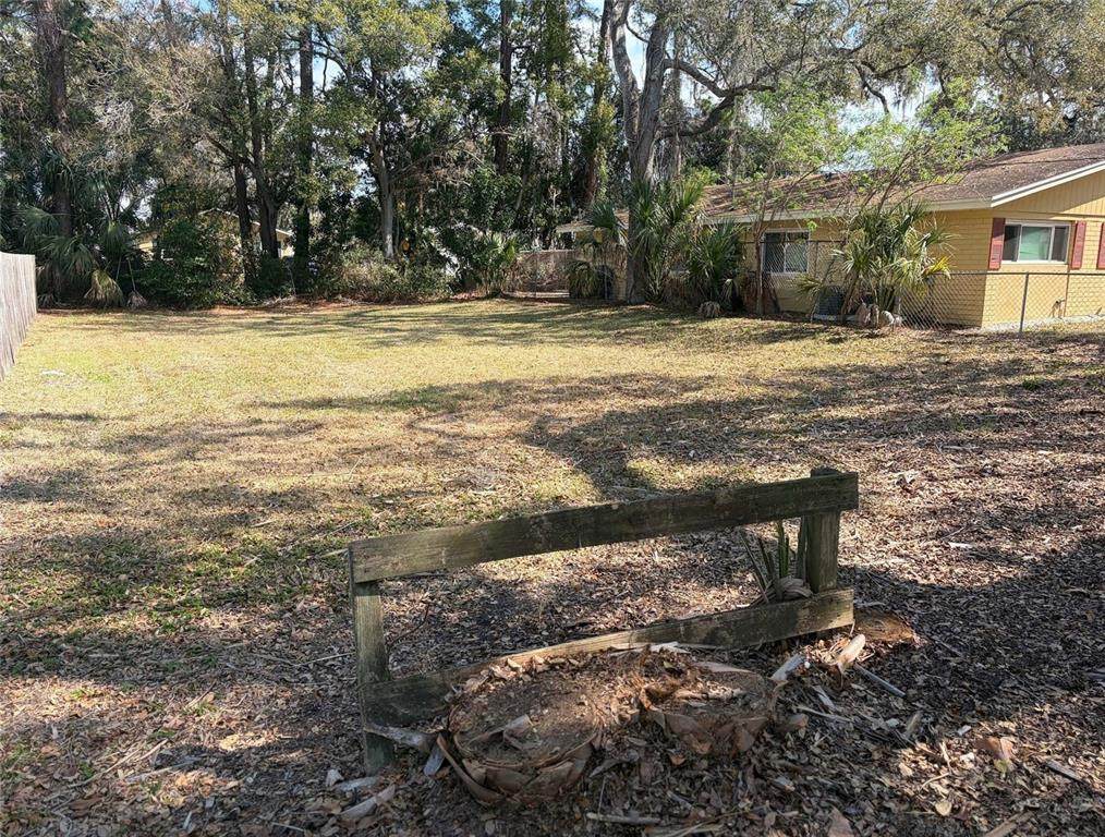 422 Maple Way - Photo 1