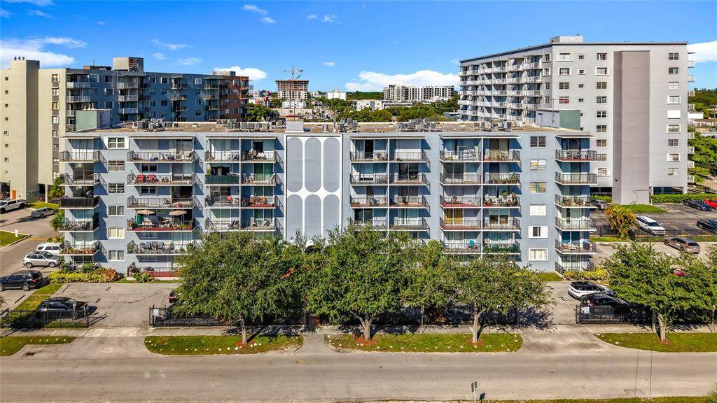 12500 15TH Avenue - Photo 1
