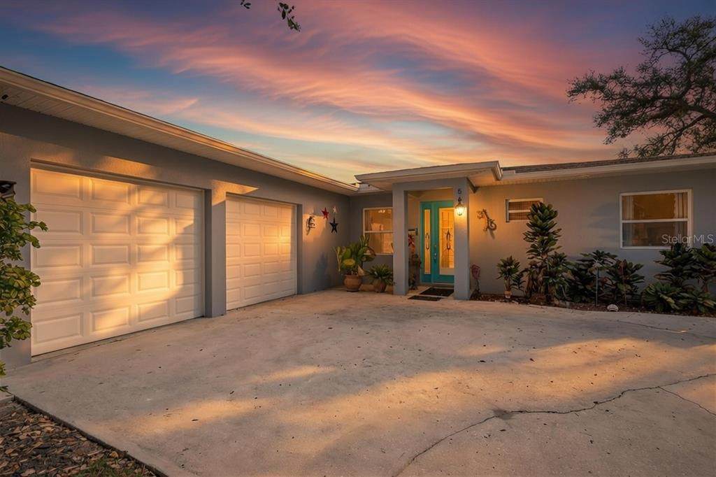 5619 25TH Street - Photo 1