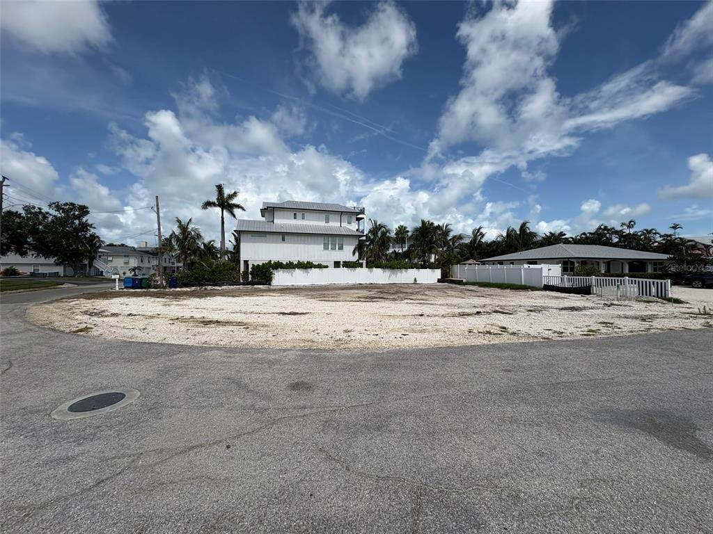 237 Harbor Drive - Photo 1