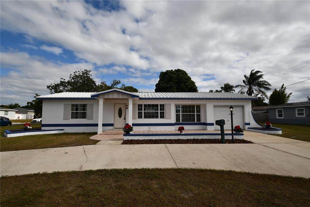 2255 Leslee Lake Drive - Photo 1