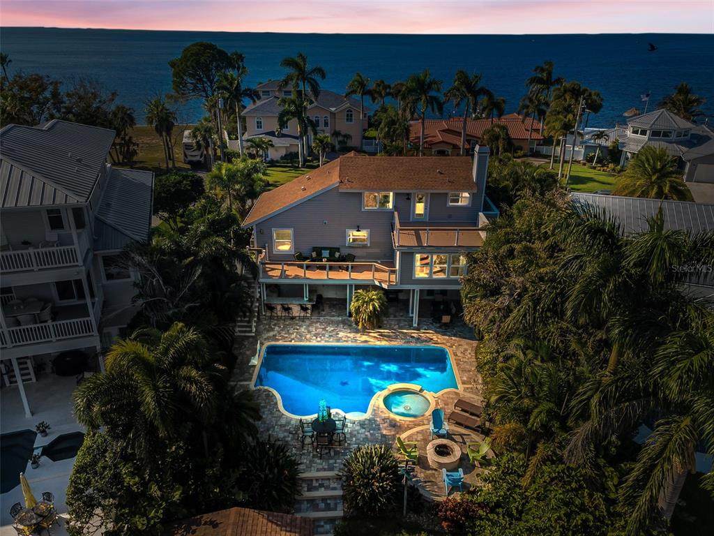 110 Carlyle Circle - Photo 1