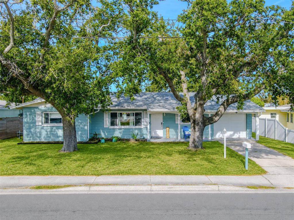 11615 Park Boulevard - Photo 1