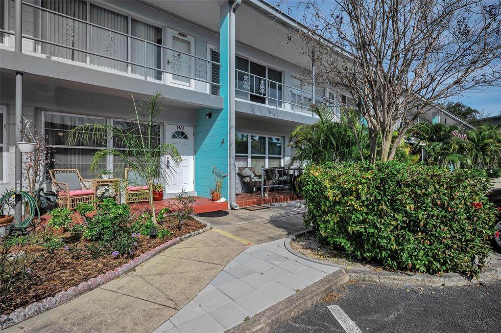 4325 58TH Way - Photo 1