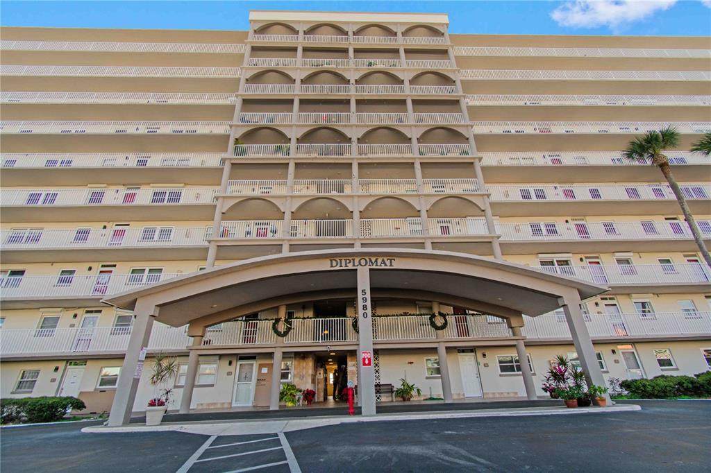 5980 Shore Boulevard - Photo 1