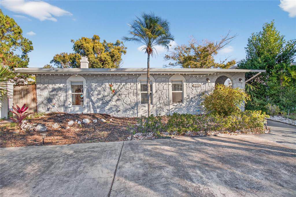 5021 37TH Avenue - Photo 1