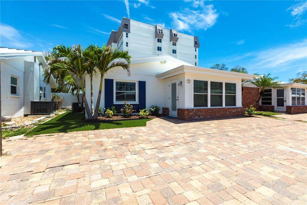 6020 Midnight Pass Road - Photo 1