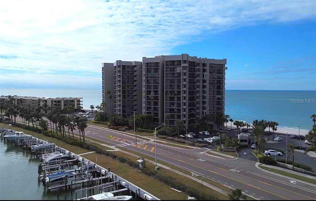 1660 Gulf Boulevard - Photo 1