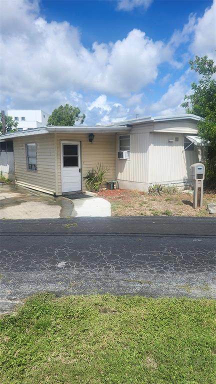 6720 Park Boulevard - Photo 1