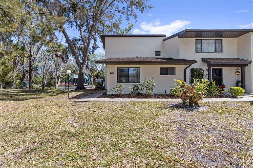 1637 Paradise Circle - Photo 1
