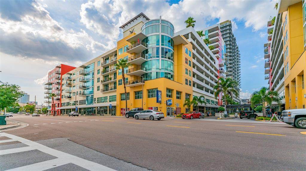 1120 Kennedy Boulevard - Photo 1
