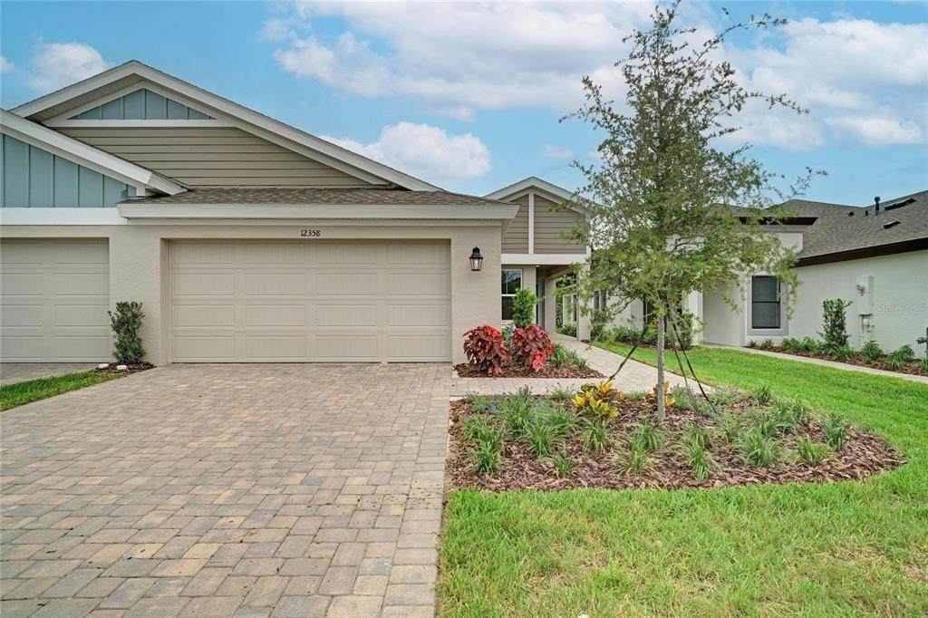 12358 Oak  Hill Way - Photo 1