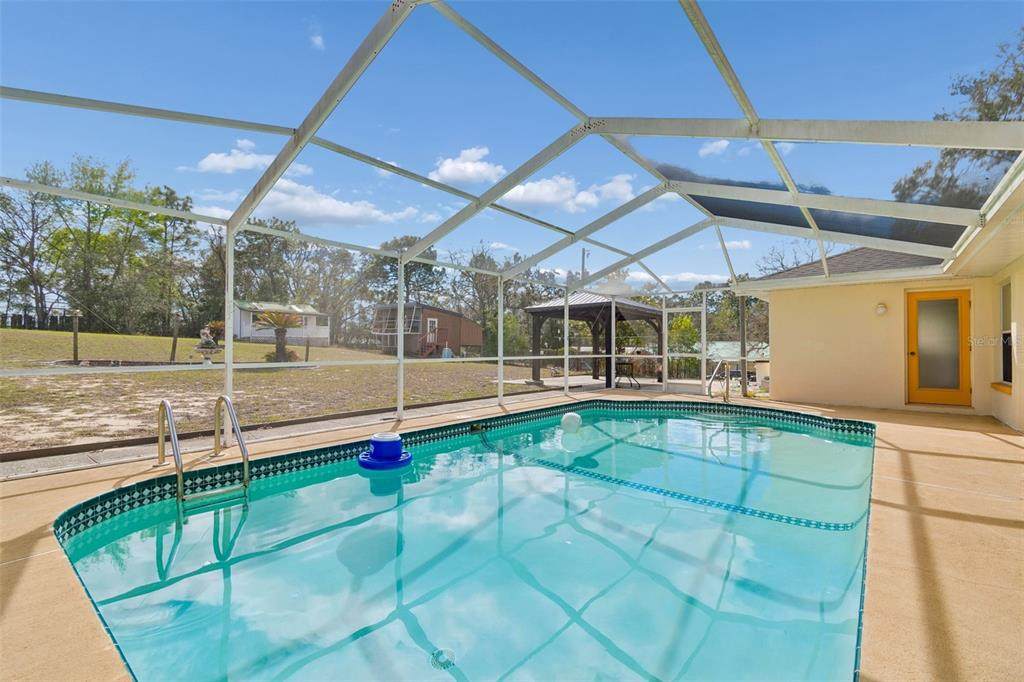 https://bt-photos.global.ssl.fastly.net/mfr/orig_boomver_2_TB8482716-2.jpg