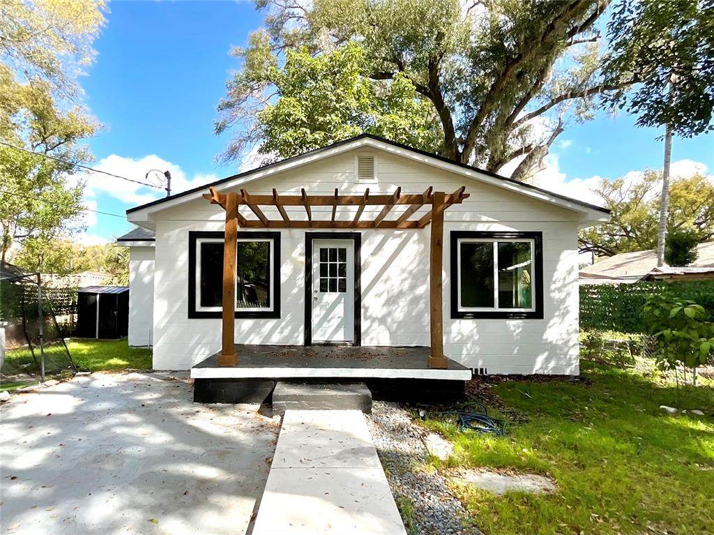 2102 Caracas Street - Photo 1