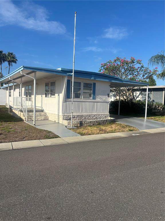 7901 40TH Avenue - Photo 1