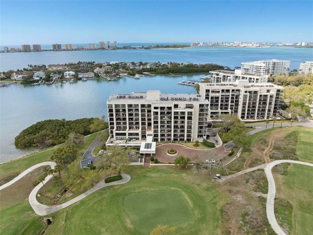 4 Belleview Boulevard - Photo 1