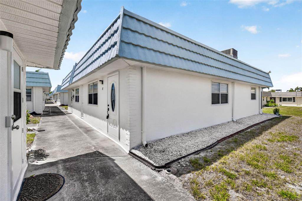 1801 Bedford Lane - Photo 1