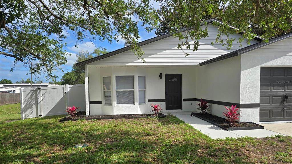 1014 16TH Avenue - Photo 1