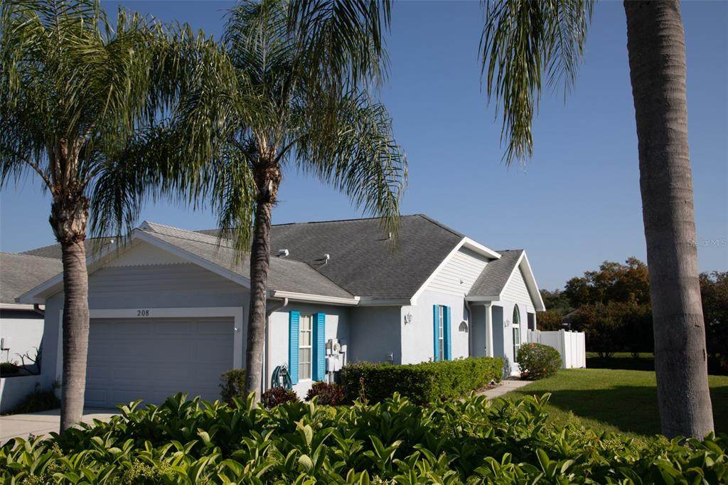208 Hemingway Drive - Photo 1