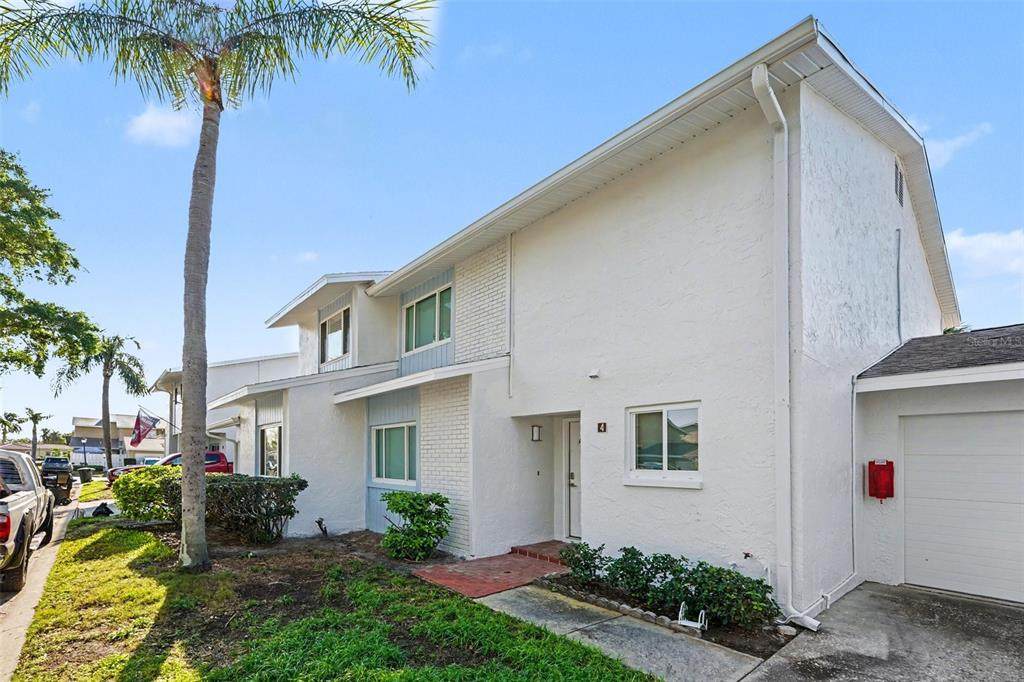 1640 Cape Hope Avenue - Photo 1