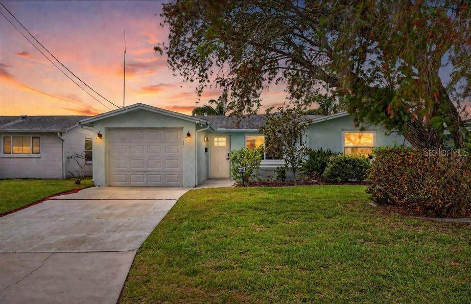 4953 Blue Heron Drive - Photo 1