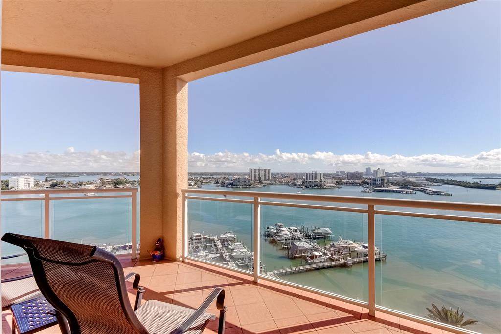 521 Mandalay Avenue - Photo 1