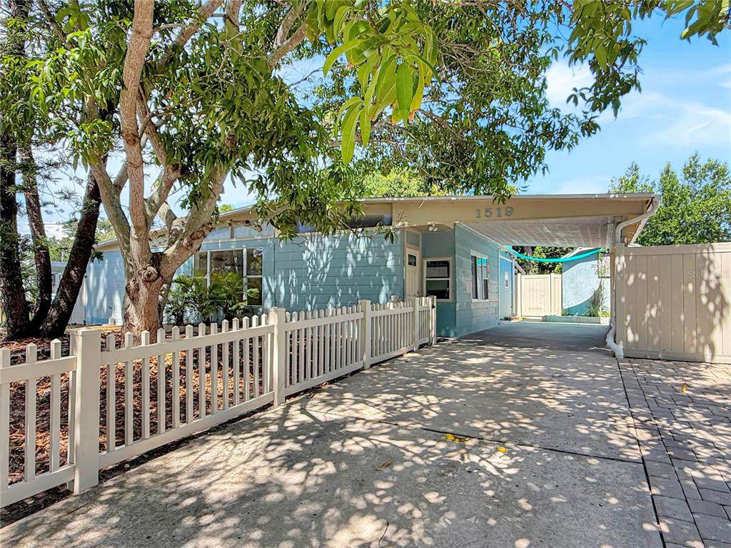 1519 Chandler Avenue - Photo 1