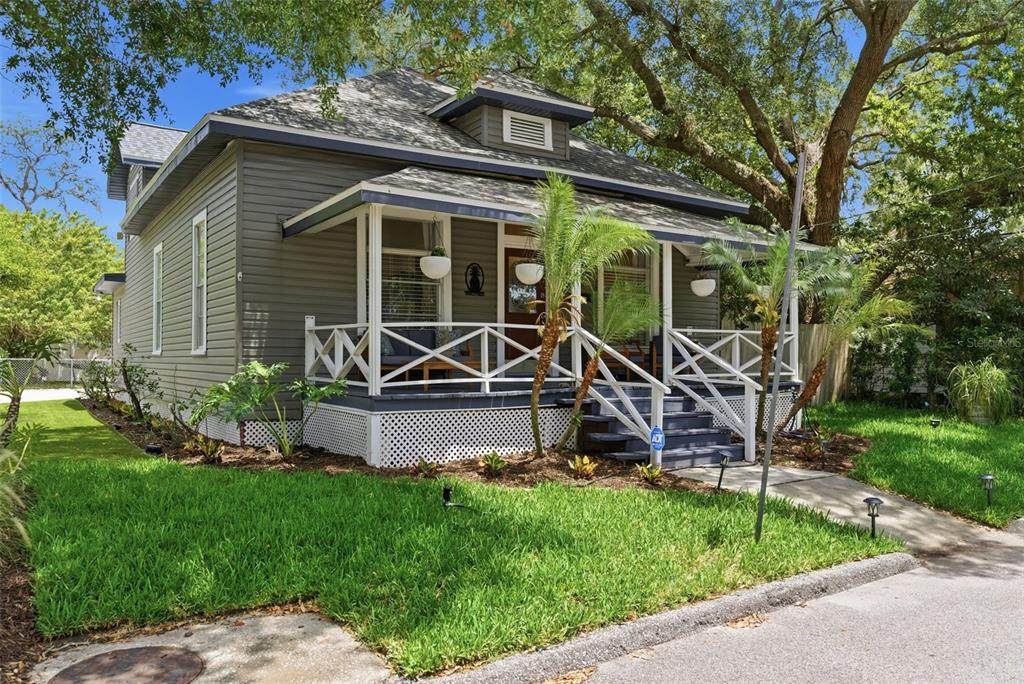 3017 Woodrow Avenue - Photo 1