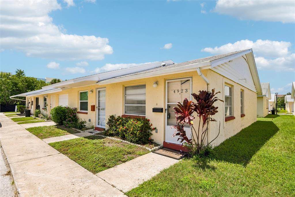 4923 Getner Street - Photo 1