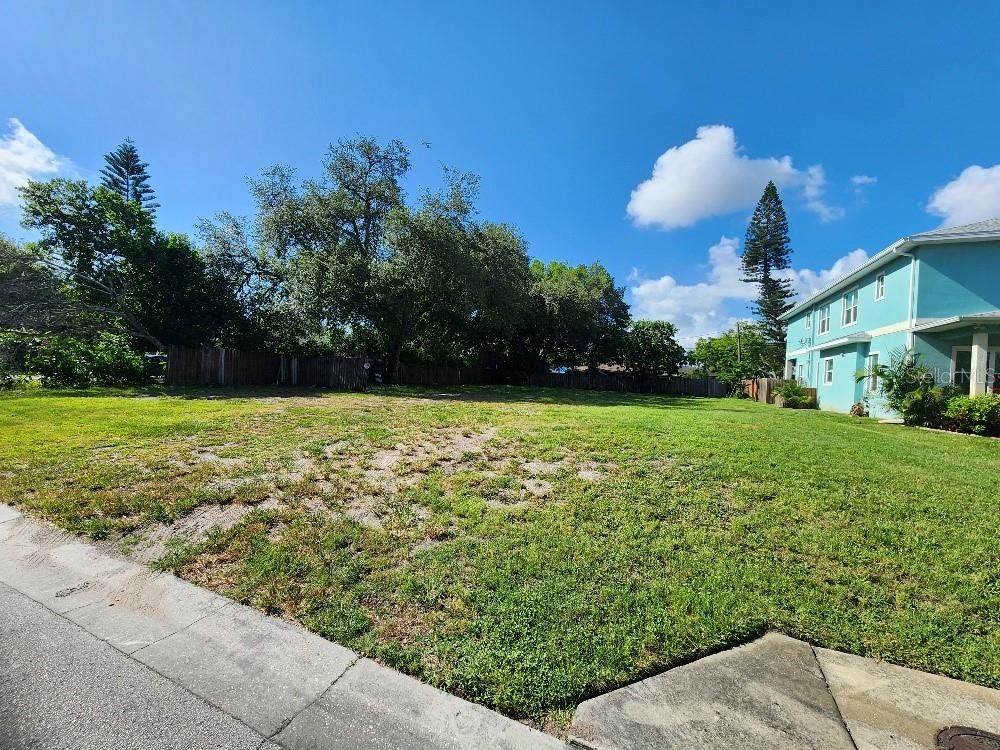  24TH Avenue - Photo 1