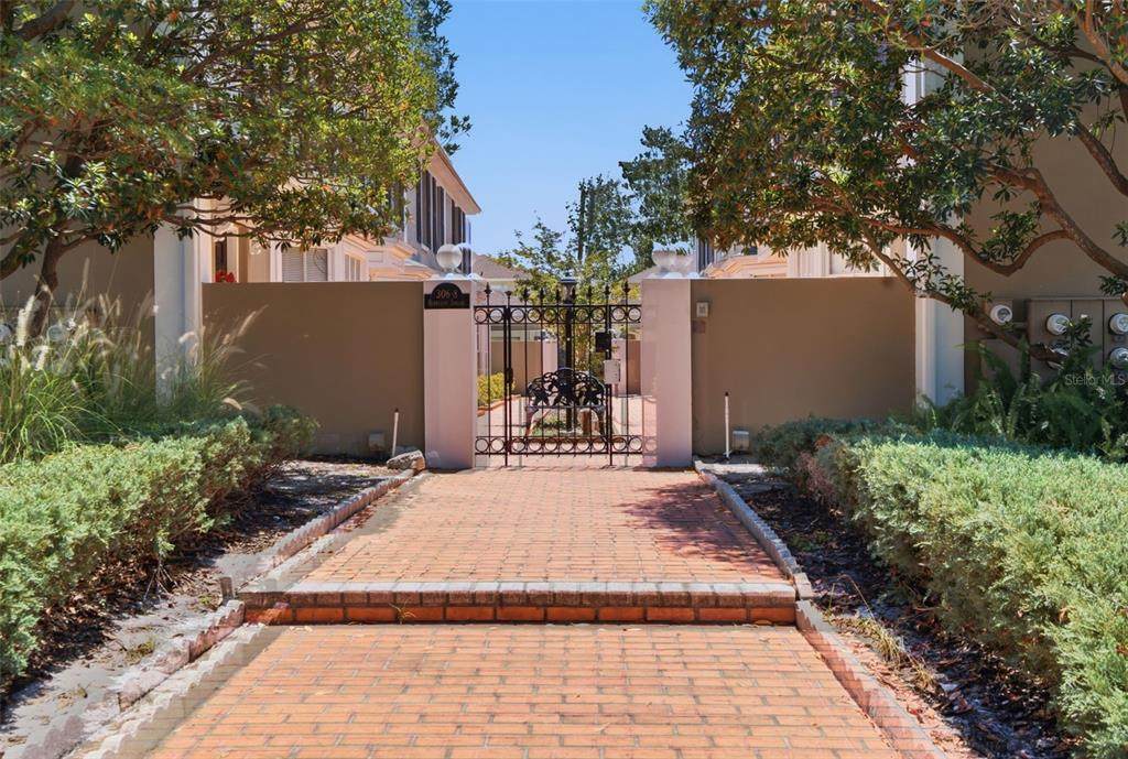 308 Bungalow Park Avenue - Photo 1