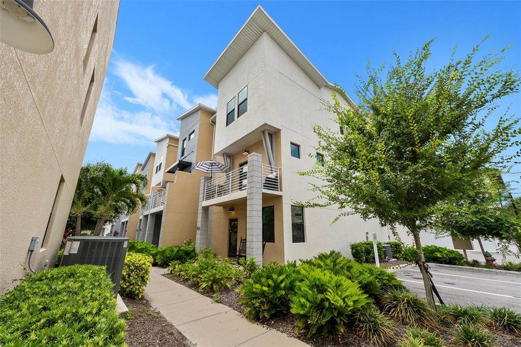 2522 12TH Terrace - Photo 1