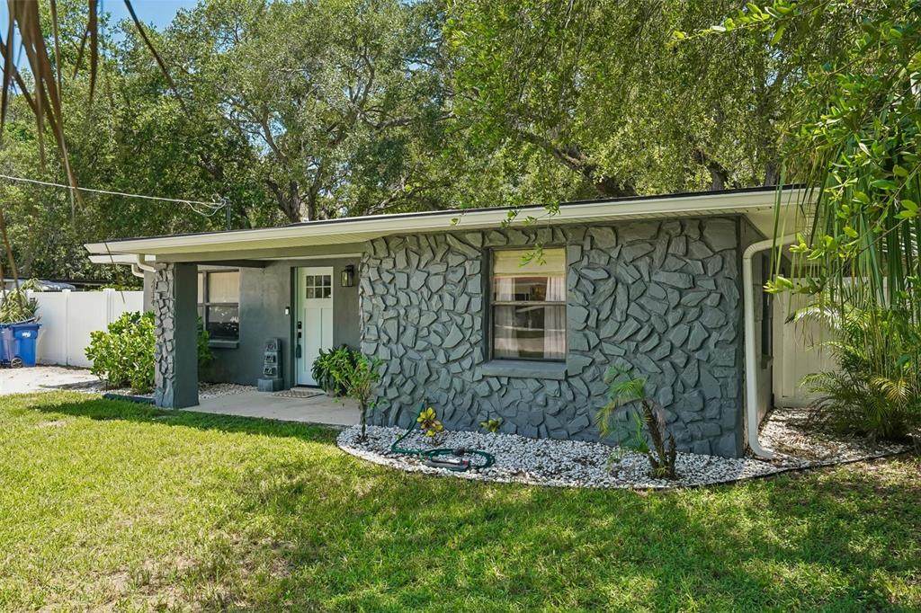 https://bt-photos.global.ssl.fastly.net/mfr/orig_boomver_2_TB8525227-2.jpg