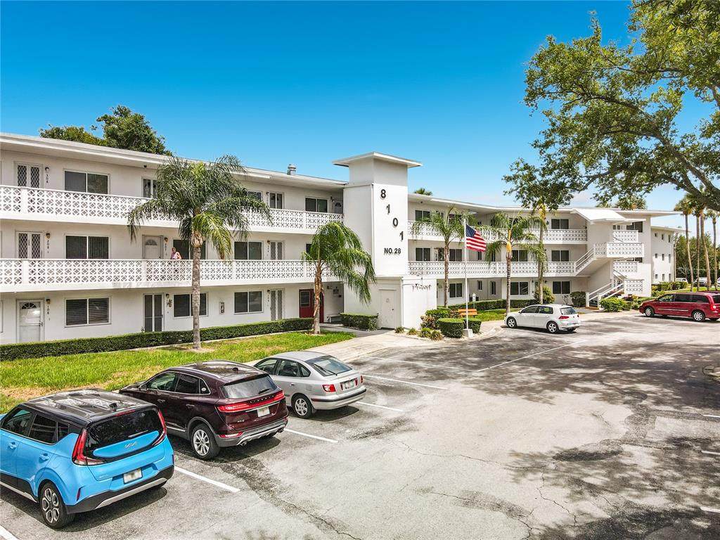 8101 113TH Street - Photo 1