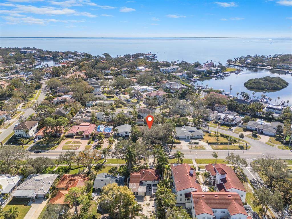 215 Snell Isle Boulevard - Photo 1