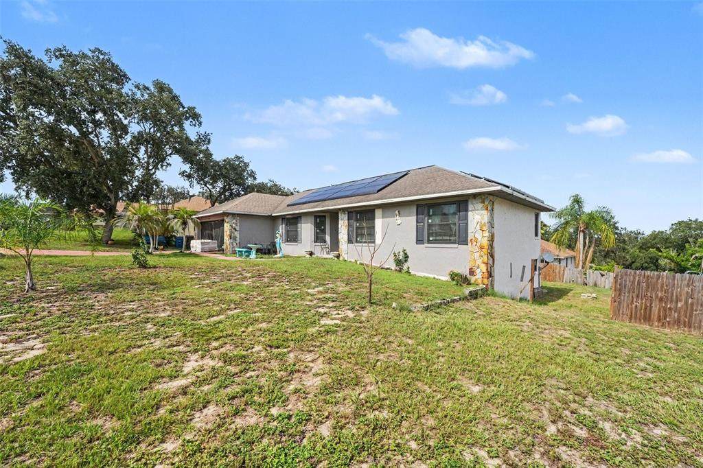 818 Cambridge Way - Photo 1