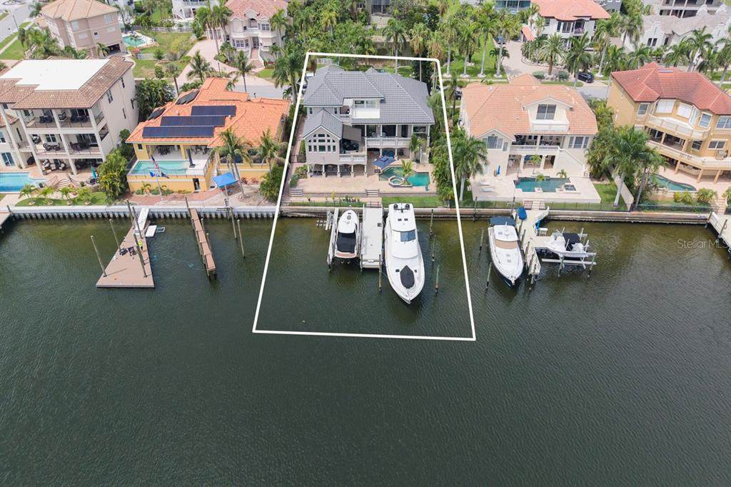 6113 Pasadena Point Boulevard - Photo 1