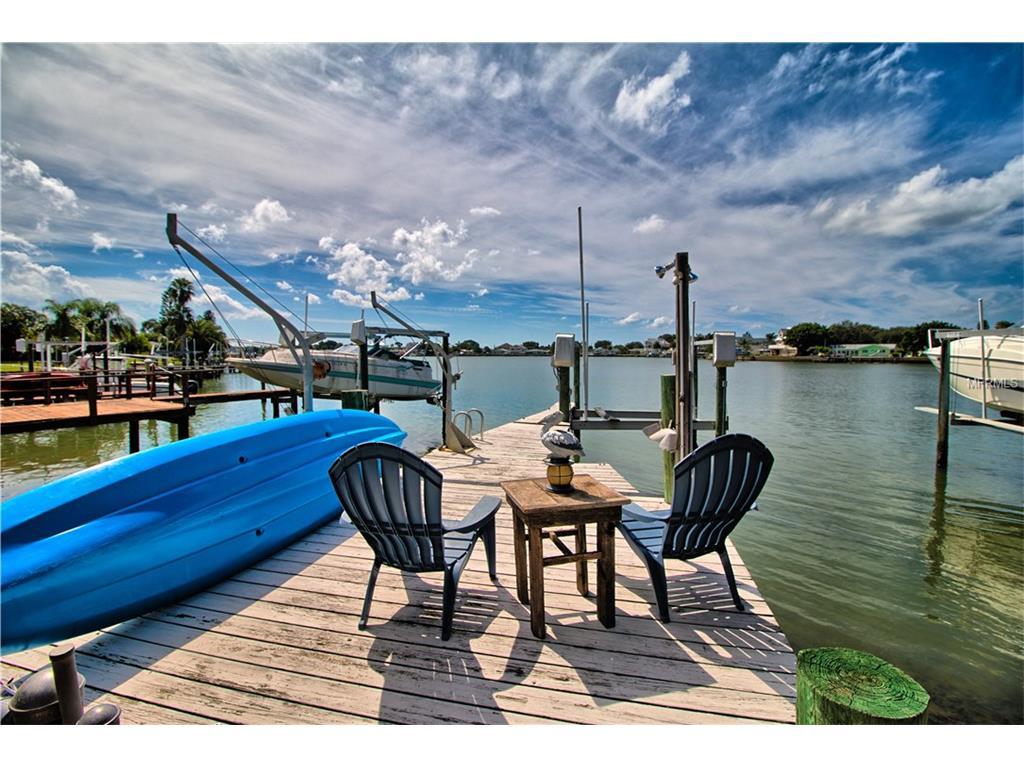 437 Harbor Drive - Photo 1