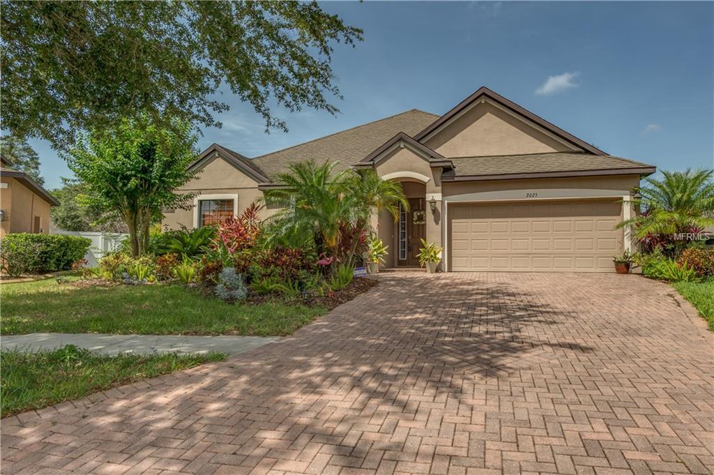 2025 Abbey Trace Drive - Photo 1