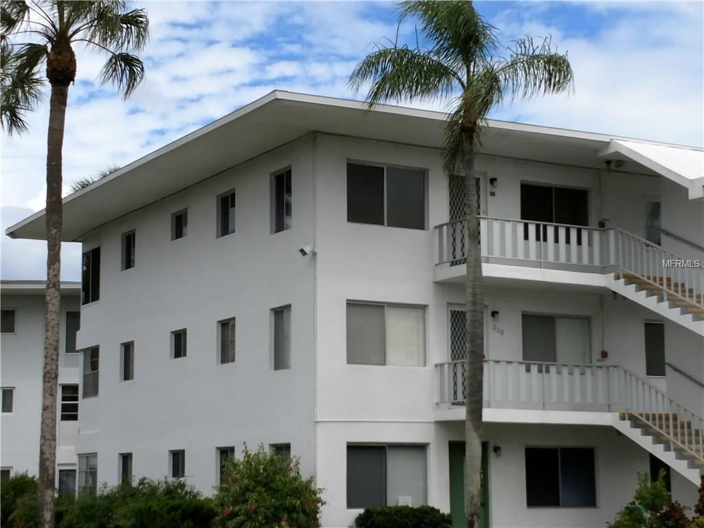11251 80TH Avenue - Photo 1