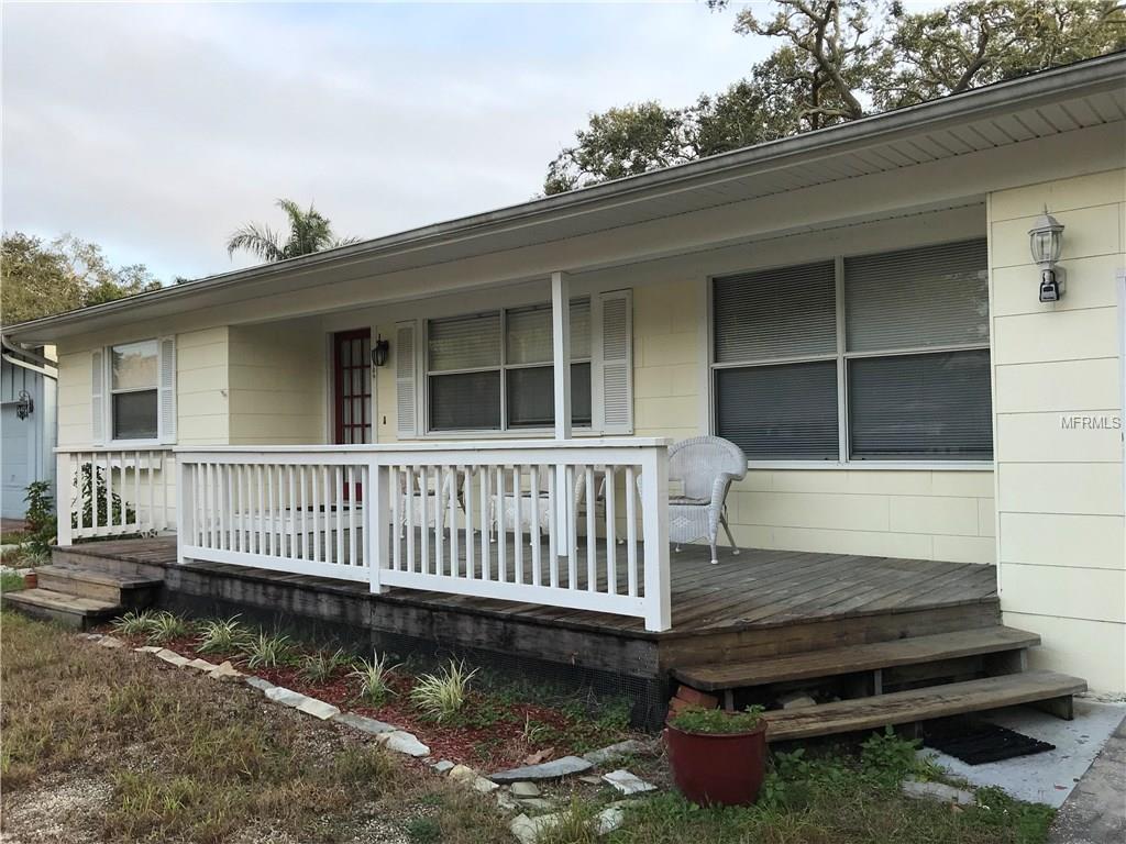1109 Commodore Street - Photo 1