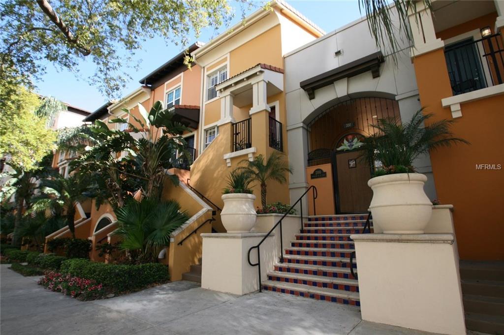 200 4TH Avenue - Photo 1