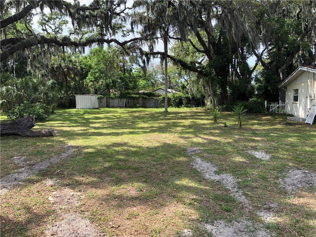 1015 Jesse Avenue - Photo 1