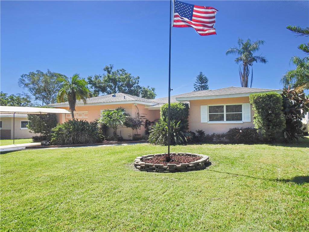 3322 Honeysuckle Road - Photo 1