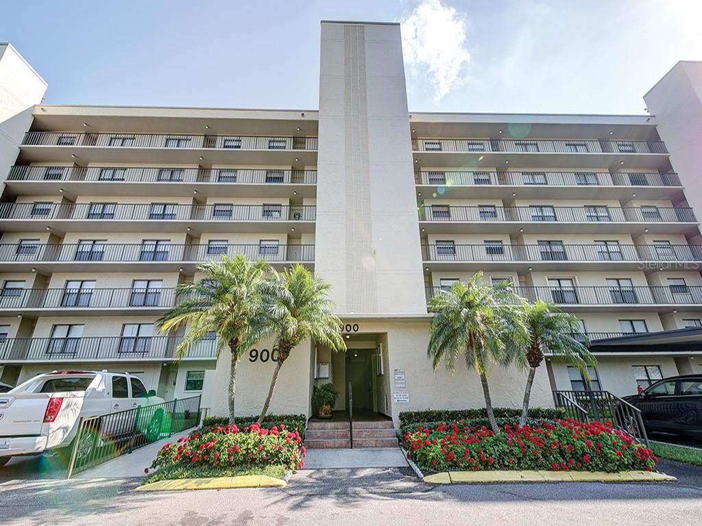 900 Cove Cay Drive - Photo 1