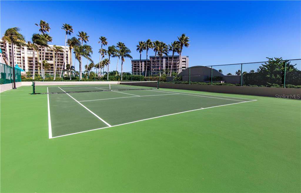 1540 Gulf Boulevard - Photo 1