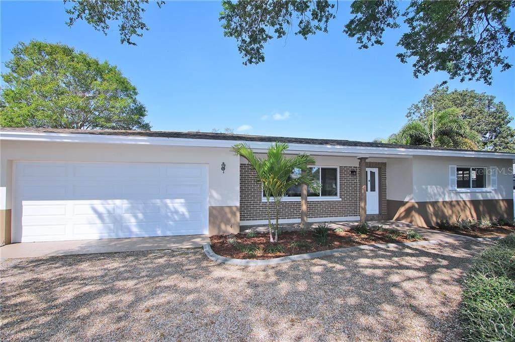672 22ND Street - Photo 1